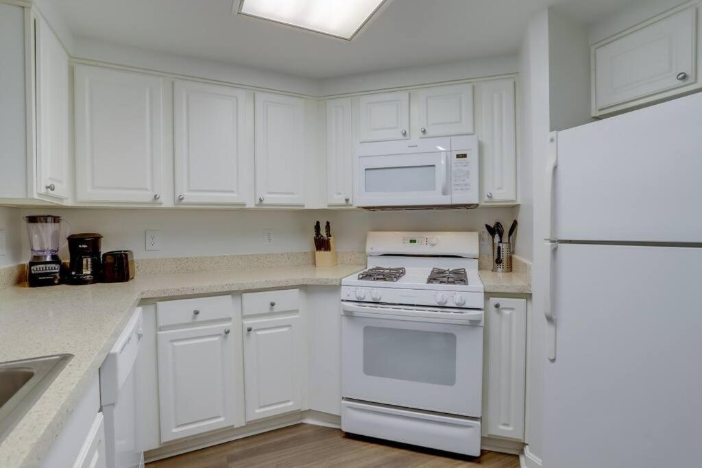 Sensational 1 Bedroom At Ballston Place With Gym Arlington