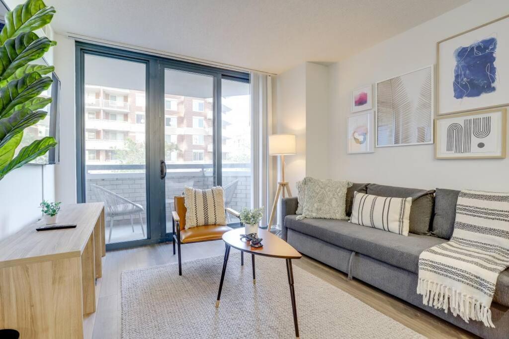 Sensational 1 Bedroom At Ballston Place With Gym Apartment *